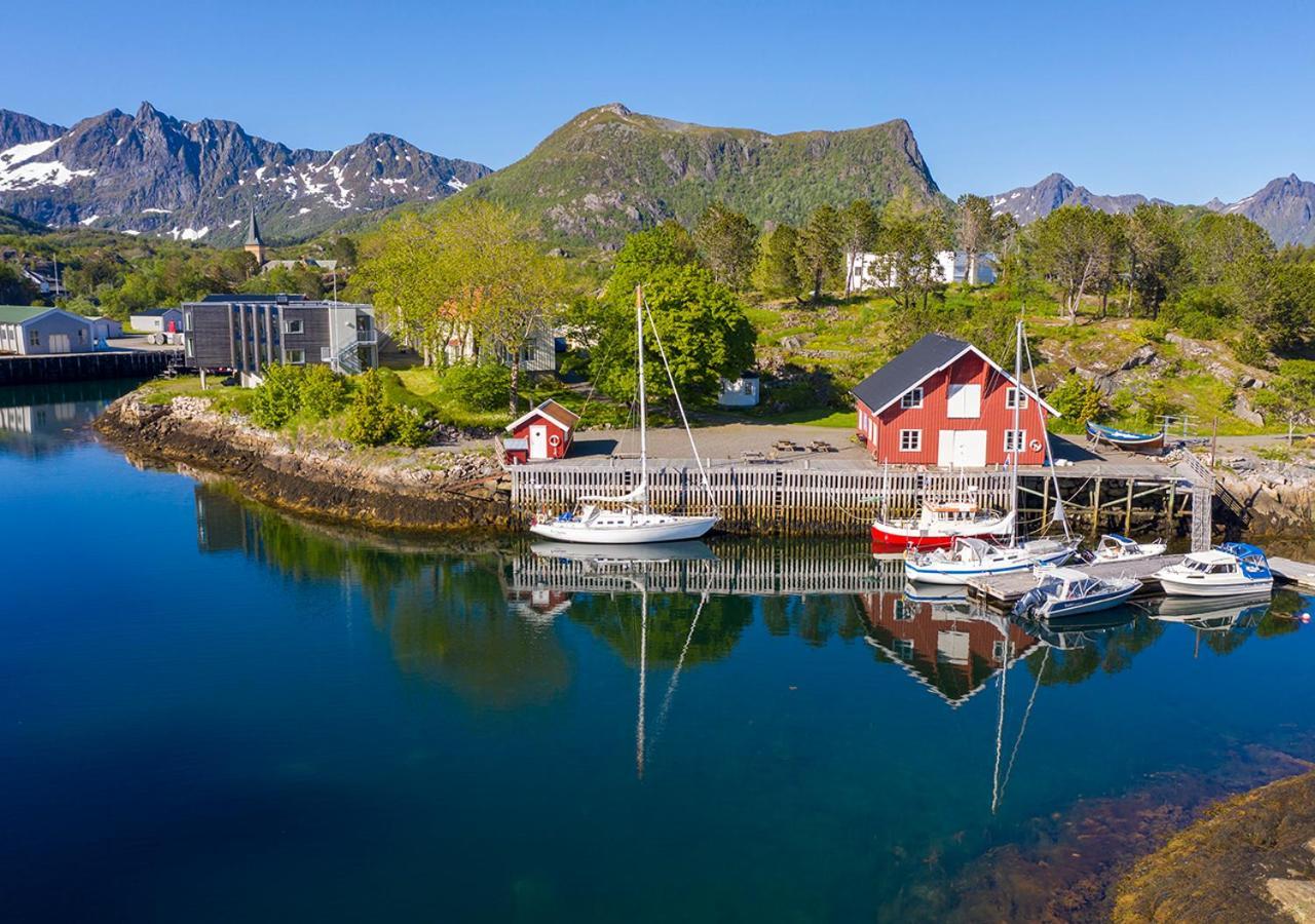 Lofoten Sommerhotell Og Vandrerhjem Kabelvåg Exteriér fotografie