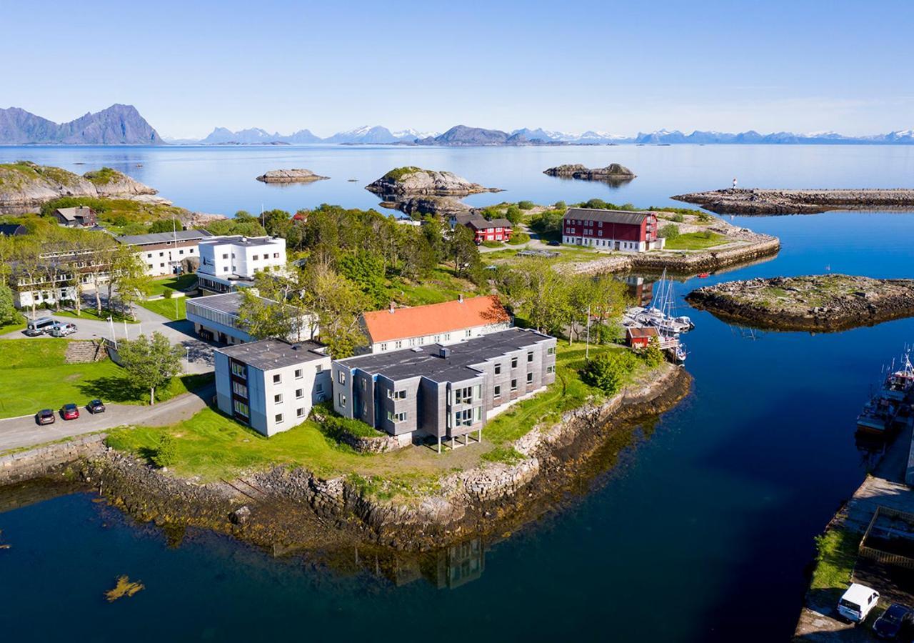 Lofoten Sommerhotell Og Vandrerhjem Kabelvåg Exteriér fotografie